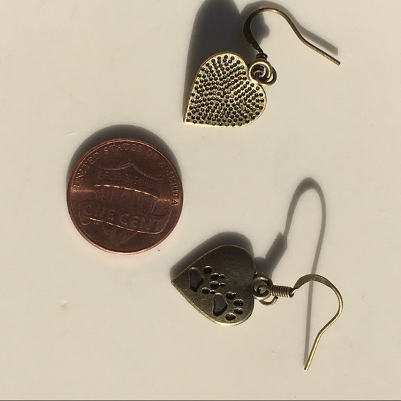 Bronze colored Love ❤️ animal paw prints 🐾 - Picture 2 of 4